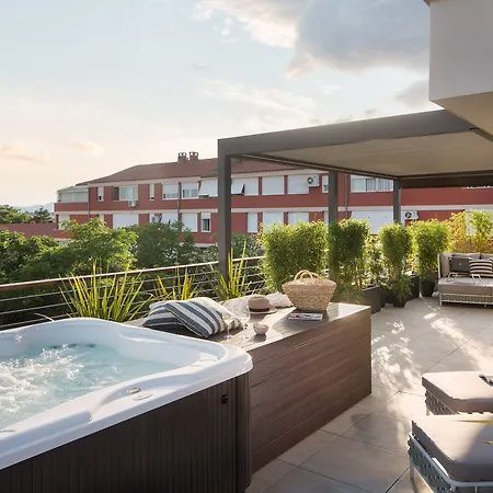 Tereza Zadarvillas Willa